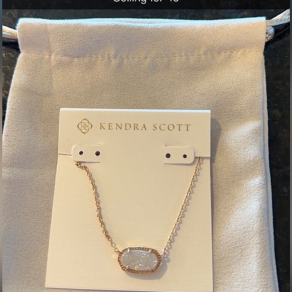 BRAND NEW- Kendra Scott Elisa Rose Gold Pendant Necklace in Iridescent Drusy
